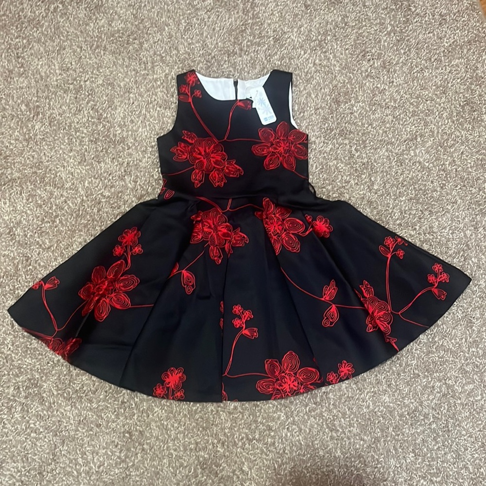 GIRLS HBB Magic size 6 Black Dress with Red Flowers